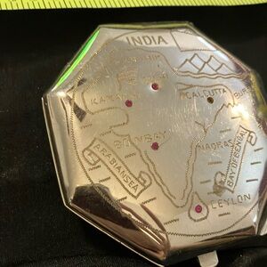 Nice antique/vintage ladies, sterling silver / rubies, powder compact, India